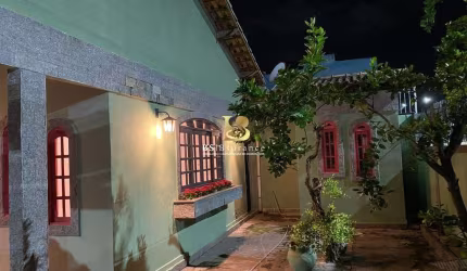 Casa com 3 quartos à venda na Cambuquira, 70, Trindade, São Gonçalo por R$ 420.000