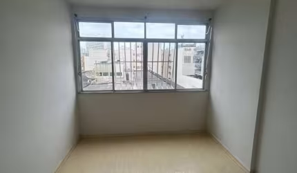 Apartamento com 2 quartos à venda na Rua Quinze de Novembro, 49, Centro, Niterói por R$ 360.000