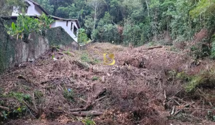 Terreno à venda na Rua das Ametistas, Serra Grande, Niterói por R$ 265.000