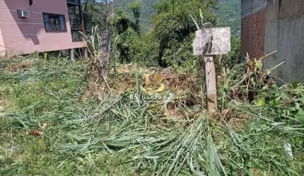 Terreno à venda na Rua Clara Nunes, São Francisco, Niterói por R$ 520.000
