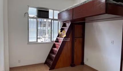 Loft com 1 quarto à venda na Avenida Jornalista Alberto Francisco Torres, 447, Icaraí, Niterói por R$ 350.000