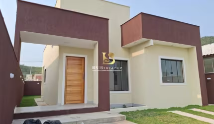 Casa em condomínio fechado com 2 quartos à venda na Henfil, 414, Pindobas, Maricá por R$ 390.000