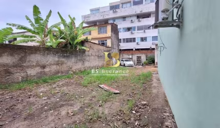 Terreno à venda na Rua Samuel Wainer Filho, 22, Itaipu, Niterói por R$ 540.000
