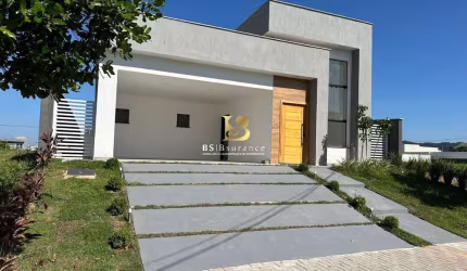 Casa em condomínio fechado com 3 quartos à venda na Rodovia Ernani do Amaral Peixoto, 9, Inoã, Maricá por R$ 849.000