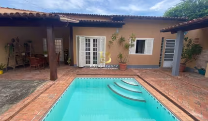 Casa com 3 quartos à venda na Rua Porto Rico, 304, Serra Grande, Niterói por R$ 780.000