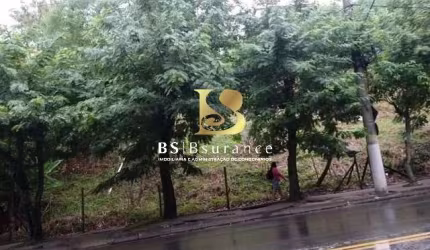 Terreno à venda na Avenida Almirante Tamandaré, 290, Piratininga, Niterói por R$ 540.000