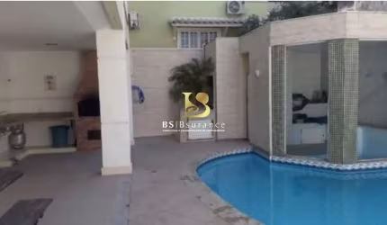 Casa em condomínio fechado com 5 quartos à venda na Estrada Velha de Maricá, 481, Maria Paula, Niterói por R$ 900.000