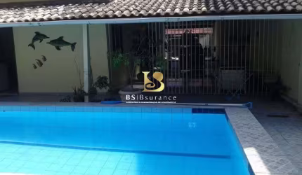 Casa com 4 quartos à venda na Rua Doutor Macário Picanço, 104, Itaipu, Niterói por R$ 699.000