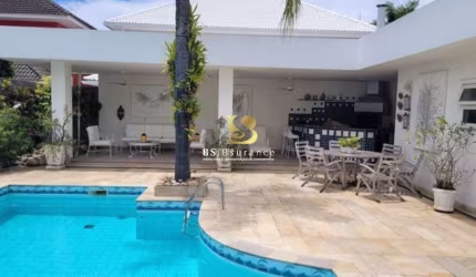 Casa em condomínio fechado com 4 quartos à venda na Avenida Djalma Ribeiro, 25, Barra da Tijuca, Rio de Janeiro por R$ 4.300.000
