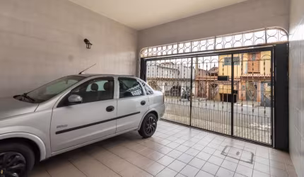 Sobrado para venda com 3 quartos, 306m²