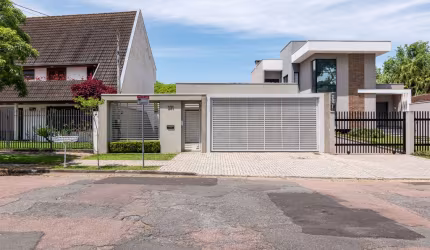 Casa com 4 Quartos e 5 banheiros