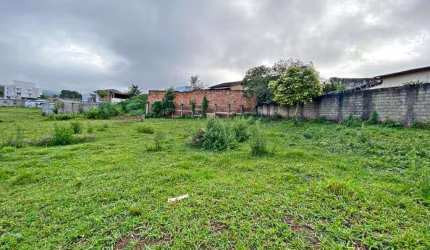 Lote com 570m² - João Braz