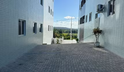 Apartamento no Bairro do Parque do Sol, 2° andar e salão de festas. Próximo as praias do litoral Sul.