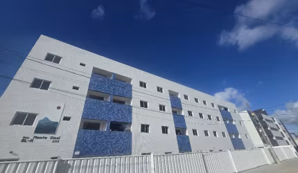 Apartamento no Bairro do Muçumagro, 2° andar, com varanda, área de lazer e salão de festas.