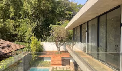 Casa Nova Estilo Sobrado Altíssimo Padrão
