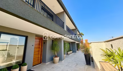 Sobrado com 3 dormitórios à venda, 190m² por R$ 1.143.000 – Santa Felicidade – Curitiba/PR