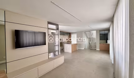 Sobrado com 3 quartos no Ecoville