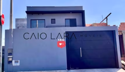 Casa com 3 quartos à venda no Loteamento Terras de São Pedro e São Paulo, Salto , 90 m2 por R$ 570.000