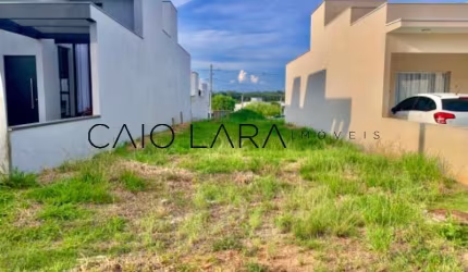 Terreno à venda no Village Moutonnée, Salto  por R$ 240.000