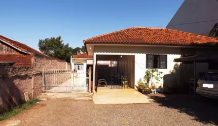 Casa comercial à venda na Rua Buenos Aires, 76, Vila Morangueira, Maringá por R$ 750.000