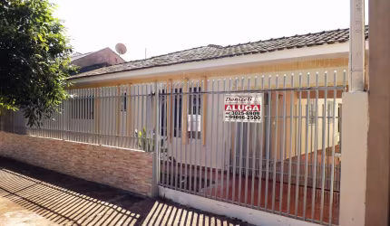ALUGA-SE CASA JD ALVORADA PRÓX. PRAÇA FARROUPILHA