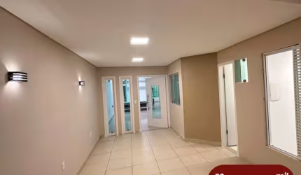 Bela Casa localizada no Bairro GERCINO COELHO, Petrolina - Pe.