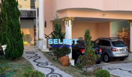 Casa sobrada, 4 quartos, 4 suites, 300m2 construção, 478 m2 terreno, 1 quarto abaixo da piscina, elevador, pomar, escritório, adega, lavabo