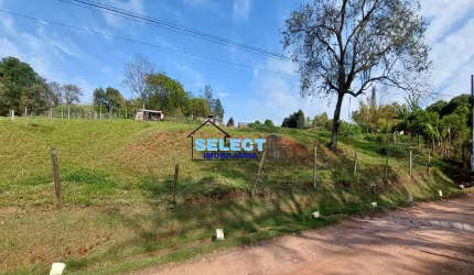 Oportunidade - Área rural com zoneamento permitindo loteamento de casas residenciais, entre os bairros Macuco e Vale Verde na cidade de Valinhos-SP.