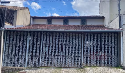Casa de 4 quartos no Jardim do Sol!