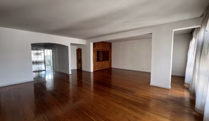 Apartamento Amplo e Clássico no Coração de Juiz de Fora!