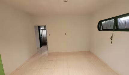 Alugo Casa com 3 4 sendo 1 suite no Jd das Palmeiras UBERLANDIA - MG