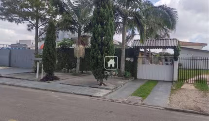 TERRENO COM 3 CASAS