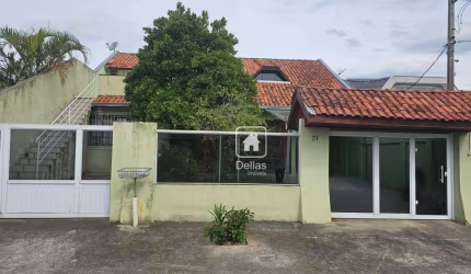 Casa com 3 dormitórios à venda, 312 m² por R$ 690.000,00 - Maria Antonieta - Pinhais/PR