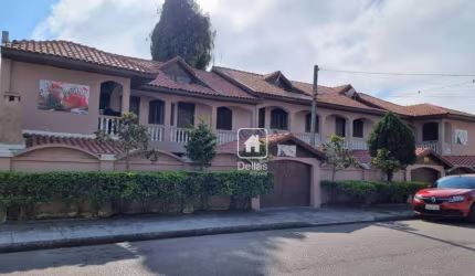 Casa com 2 dormitórios à venda, 600 m² por R$ 1.390.000,00 - Maria Antonieta - Pinhais/PR