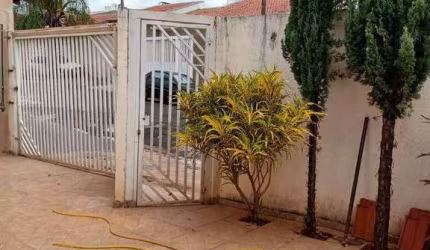 Casa com 3 dormitórios à venda por R$ 320.000,00 - Loteamento Residencial Celina Dalul - Mirassol/SP