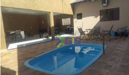 Casa Térrea c/ piscina 275m² 3 quarto