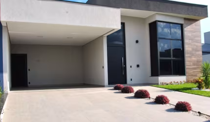 CASA À VENDA NO CONDOMÍNIO DONA LUCILLA
