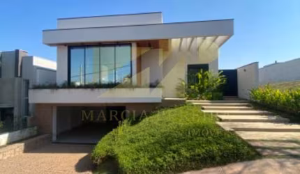 CASA À VENDA NO CONDOMÍNIO HELVÉTIA PARK I