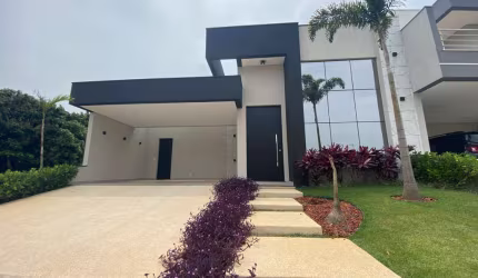 CASA À VENDA NO CONDOMÍNIO DUAS MARIAS
