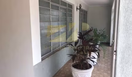 CASA À VENDA NO CENTRO