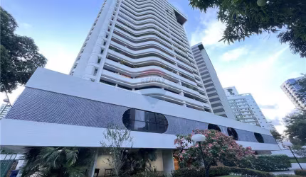 Vendo apartamento 253m²  04(quatro) quartos, 2 Suites na Tamarineira / Parnamirim no edf Resedá