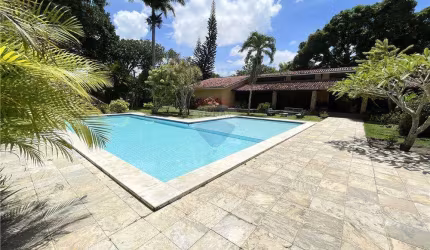 Vendo excelente casa em ALDEIA, 4 quartos, 1800m² de área, piscina privada!