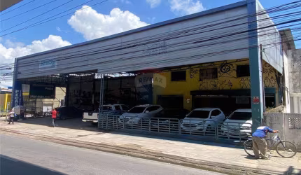 Alugo Galpão na AV. Caxangá com1.600m²  com mais um espaço de 200m²