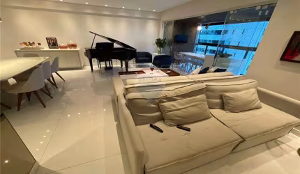 VENDO Apartamento mobiliado e decorado, 150 m² na Encruzinhada.
