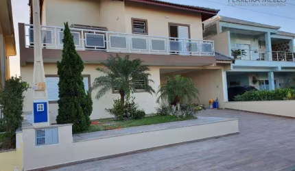 Sobrado com 4 dormitórios à venda, 246 m² por R$ 1.100.000,00 - Jardim Barra de Jangada - Peruíbe/SP
