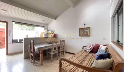 Casa duplex com 3 suítes em Geribá, Armação dos Búzios - RJ.