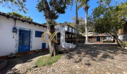 Casa perfil Buziano de 5 suítes na Praia dos Ossos, Armação dos Búzios - RJ