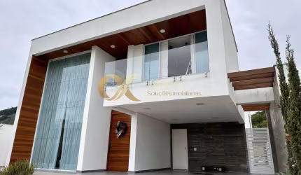 Casa de alto padrão com 4 quartos no Alphaville de Maricá - RJ