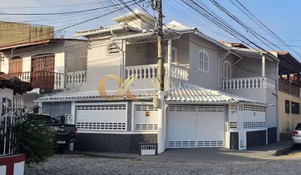 Casa Duplex com 3 quartos, próxima a Rodoviária em Cabo Frio - RJ