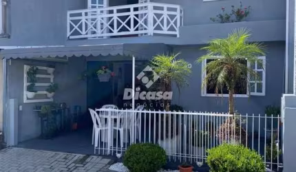 Casa em condomínio fechado com 3 quartos à venda na Rua Edvino Antônio Deboni, 482, Fazendinha, Curitiba, 80 m2 por R$ 550.000